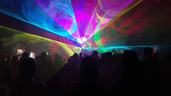 Lasershow_Stadtplatz_Vilshofen_6.jpg 