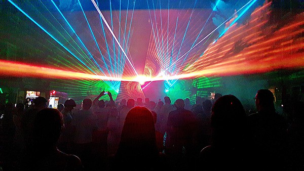 Lasershow_Stadtplatz_Vilshofen_5.jpg 