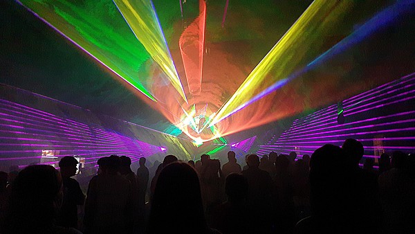 Lasershow_Stadtplatz_Vilshofen_2.jpg 