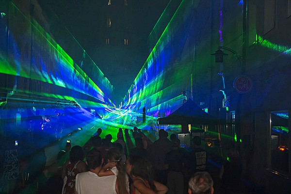 Lasershow_Stadtplatz_Vilshofen_3.jpg 
